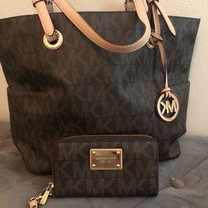 Michael Kors Tote and Matching Wallet